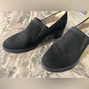 Cliffs by WHITE MOUNTAIN Black Women's Flats